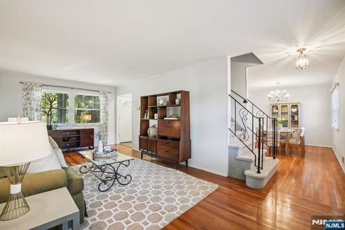 371 E Passaic Ave, Bloomfield, NJ, 07003-5312 | Card Image