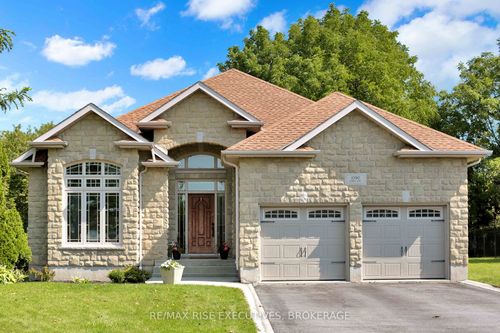 1090 Fawn Crt, Kingston, ON, K7P0A3 | Card Image