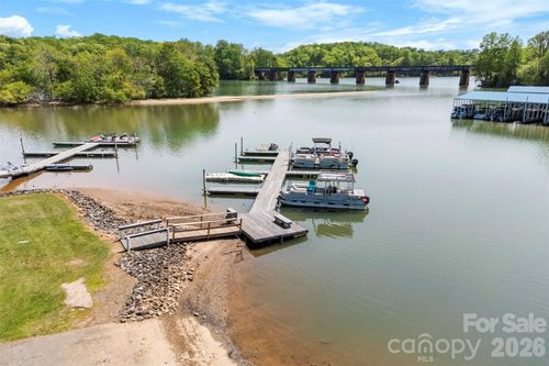 1420 River Dr, Belmont, NC, 28012-3569 | Card Image