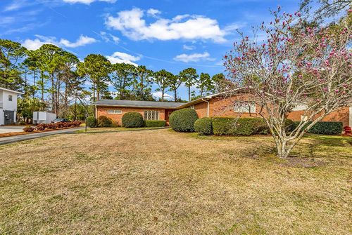 98 Forest Loop, Pawleys Island, SC, 29585-8101 | Card Image