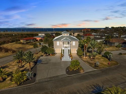 2727 E Bayshore Dr, San Leon, TX, 77539-9734 | Card Image
