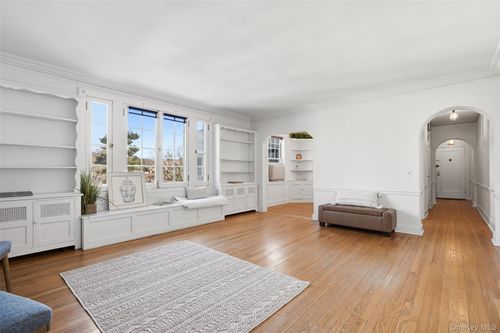 apt-5g-10 Brooklands, Yonkers, NY, 10708-3532 | Card Image