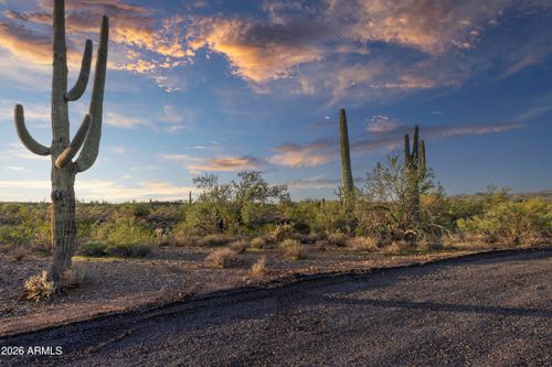 3-3 N Quiet Hills Dr, Morristown, AZ, 85342 | Card Image
