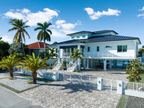 16745 Tamarind Rd, Sugarloaf Key, FL, 33042-3517 | Card Image