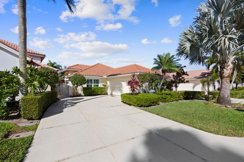 122 Eagleton Ln, Palm Beach Gardens, FL, 33418-8052 | Card Image