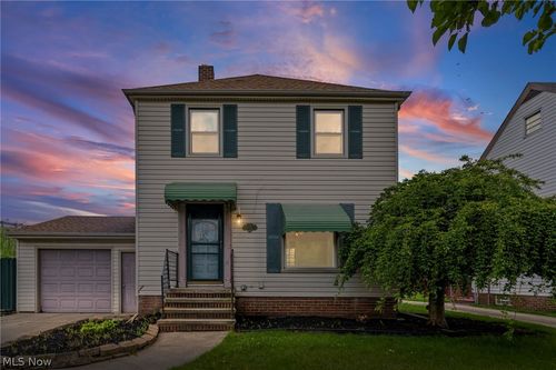 3139 W 138th St, Cleveland, OH, 44111-1535 | Card Image