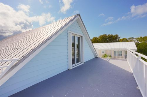311 Belmont Ln, Key Largo, FL, 33037-2705 | Card Image