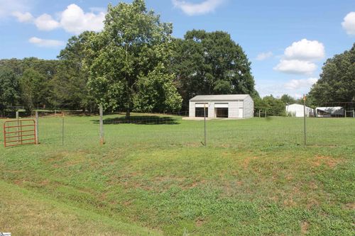 649 Mega Dr, Duncan, SC, 29334-9535 | Card Image