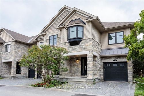 140 Montauk Pvt, Ottawa, ON, K2C2B4 | Card Image
