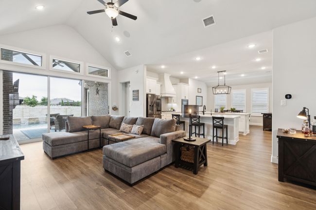 809 Shallow Creek Way, House other with 4 bedrooms, 4 bathrooms and null parking in McKinney TX | Image 14