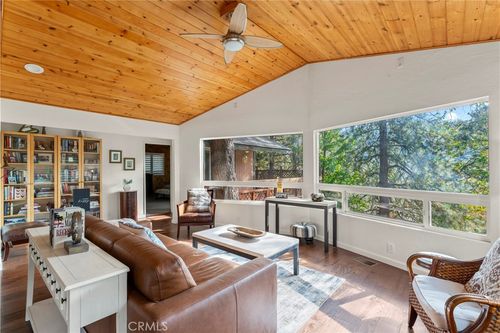 221 Darfo Dr, Crestline, CA, 92325-9532 | Card Image