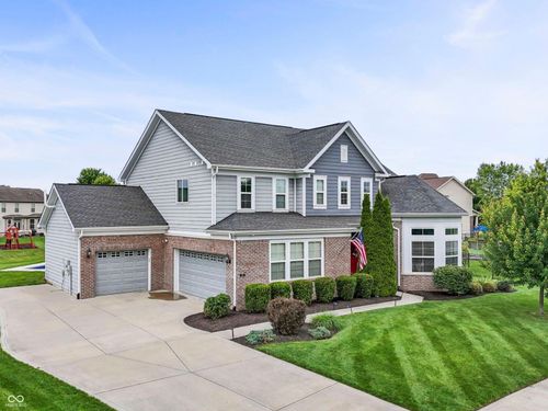 1091 Margate Dr, Greenwood, IN, 46143-6226 | Card Image