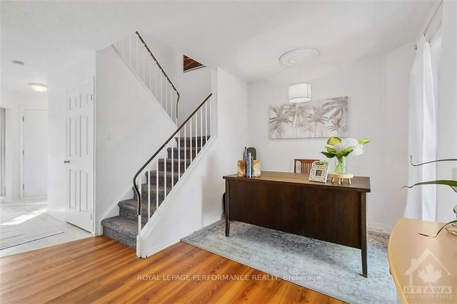 42 Compata Way, Condo with 3 bedrooms, 0 bathrooms and null parking in Gloucester ON | Image 7