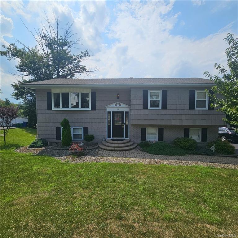 Riverglen Dr, Thiells, NY 10984