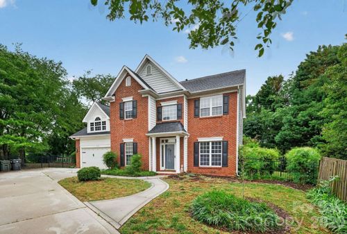9539 Stawell Dr, Huntersville, NC, 28078-9324 | Card Image