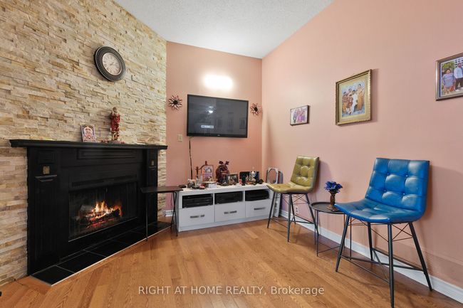 6104 Vineyard Dr, House other with 4 bedrooms, 3 bathrooms and 3 parking in Orléans ON | Image 18