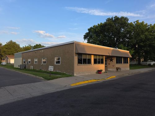 115 4th Ave S, Brownton, MN, 55312-6432 | Card Image