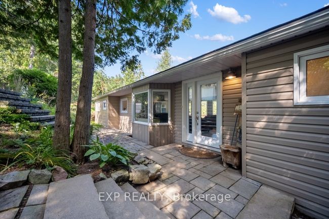 3094 Barlow Cres, House other with 3 bedrooms, 2 bathrooms and 4 parking in Dunrobin ON | Image 5