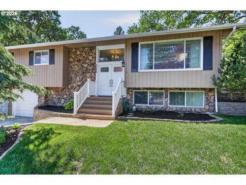 3226 W 12th St, The Dalles, OR, 97058-4327 | Card Image