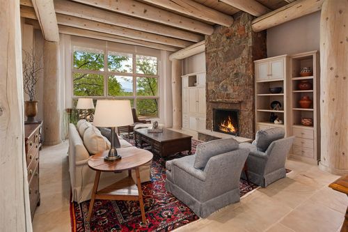 19 Black Mesa, Santa Fe, NM, 87506-7773 | Card Image