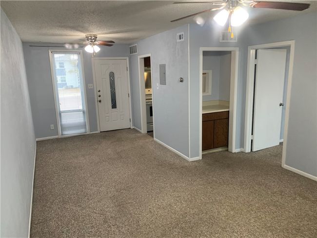 3402 Ocean Dr, Condo with 1 bedrooms, 0 bathrooms and 2 parking in Corpus Christi TX | Image 7