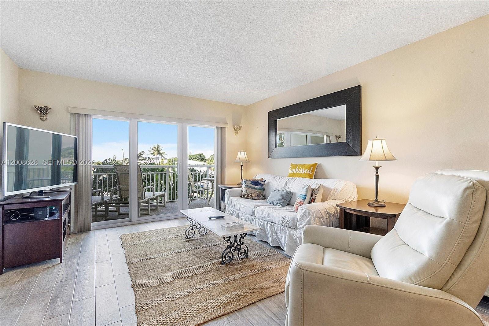 Residential Lease in Lauderdale By The Sea 4