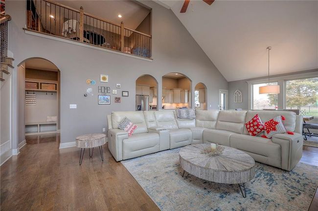 823 155 Th Cir, House other with 5 bedrooms, 4 bathrooms and null parking in Basehor KS | Image 8