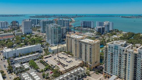 ph08-750 N Tamiami Trl, SARASOTA, FL, 34236-4000 | Card Image