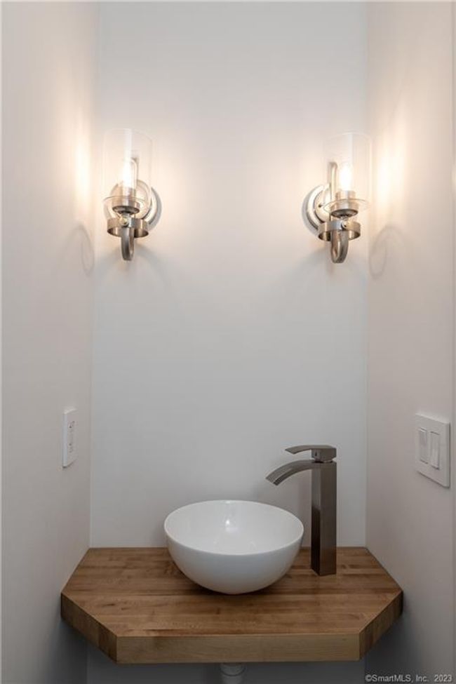 Upstairs Powder Room Sink | Image 25