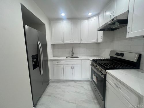 apt-3-4832 59th St, Woodside, NY, 11377-5546 | Card Image