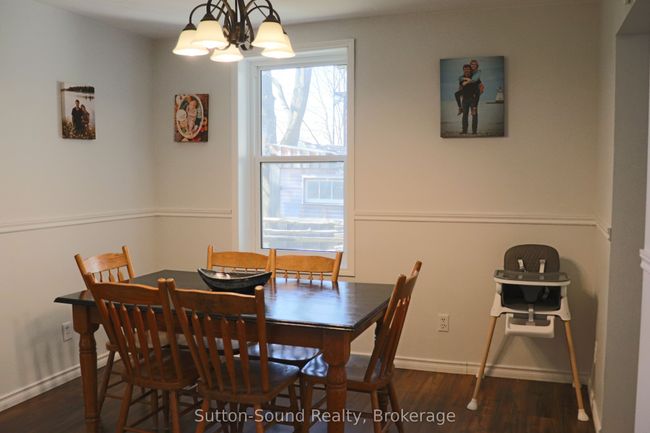 31 Yonge St S, House other with 4 bedrooms, 2 bathrooms and 4 parking in Tara ON | Image 16