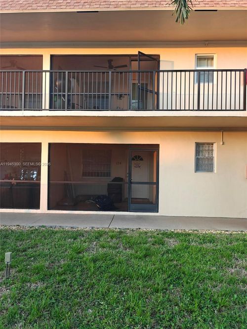 apt-114-421 Ne 1st St, Hallandale Beach, FL, 33009-4305 | Card Image