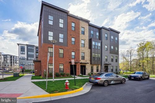 2263 Woodland Gap Ter, HERNDON, VA, 20171-6285 | Card Image