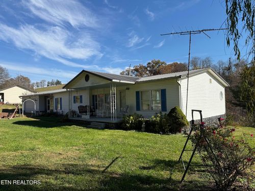 1231 Pump Springs Rd, Harrogate, TN, 37752-6038 | Card Image