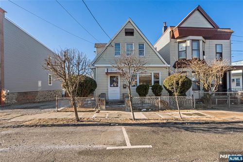 2025 45th St, North Bergen, NJ, 07047-2630 | Card Image