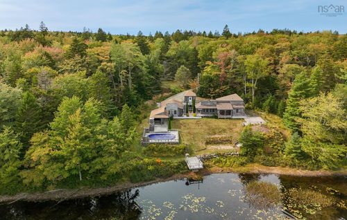 240 Pine Prince Dr, Briar Lake, NS, B0W5R1 | Card Image