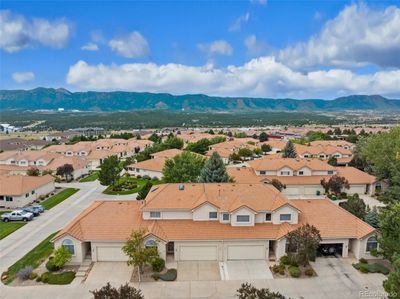 88 Luxury Lane, Townhouse with 4 bedrooms, 3 bathrooms and 2 parking in Colorado Springs CO | Image 1