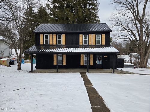 1403 Playford Ave, Zanesville, OH, 43701-3828 | Card Image