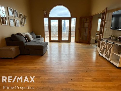 4121 Thom Rd, Columbiaville, MI, 48421-9314 | Card Image