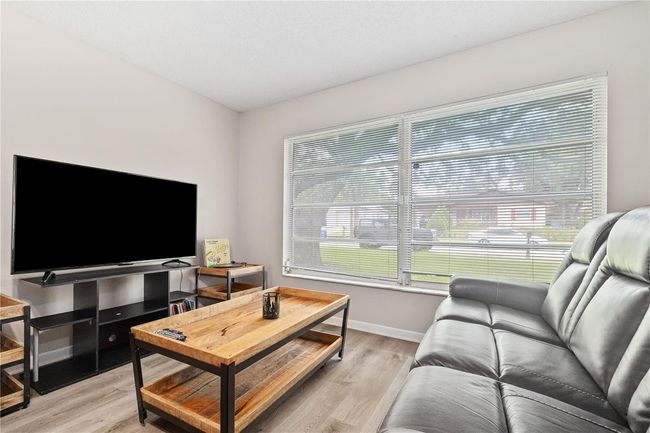 4112 E 97 Th Ave, House other with 2 bedrooms, 1 bathrooms and null parking in TAMPA FL | Image 4