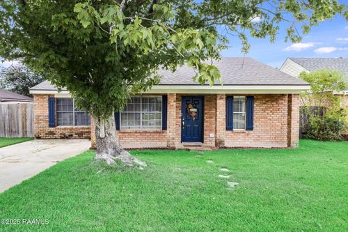 218 Caledonia Dr, Lafayette, LA, 70508-7773 | Card Image