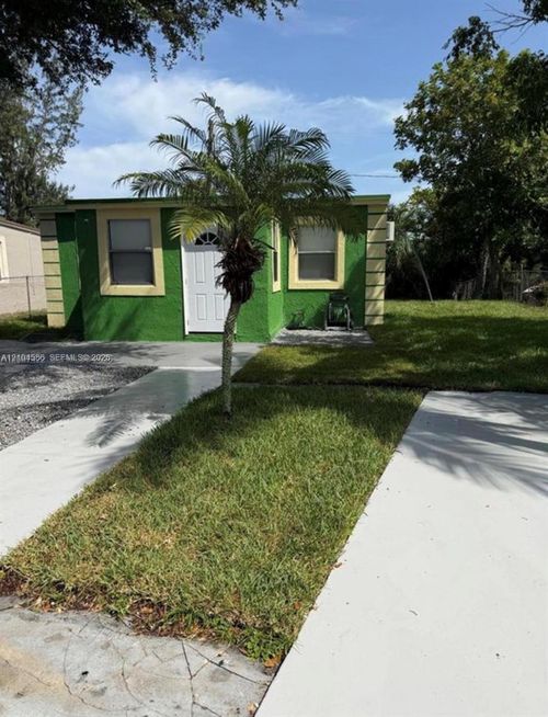 1810 Rutland St, Opa-Locka, FL, 33054-3739 | Card Image