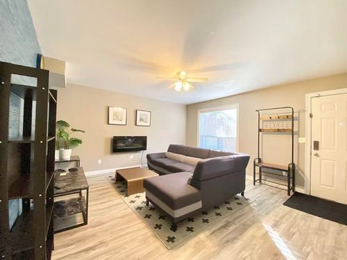 159xx 89a Ave, Surrey, BC, V4N5M2 | Card Image