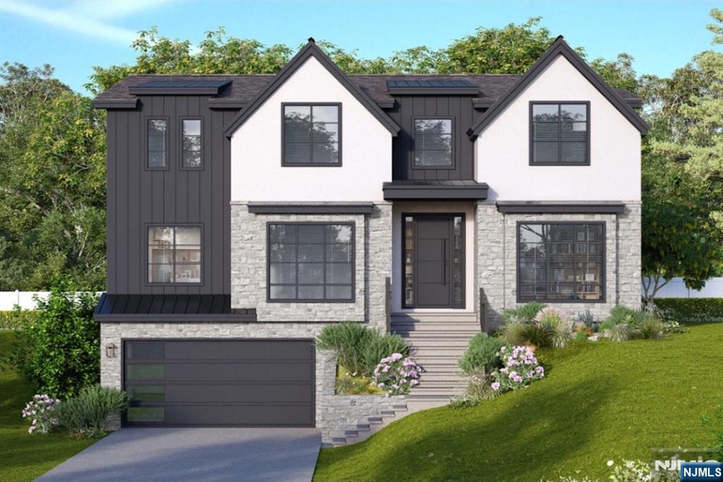 Residential in Cresskill