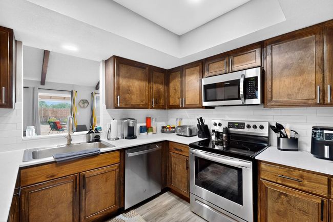 5700 Kingstree Ct, House other with 3 bedrooms, 2 bathrooms and null parking in Arlington TX | Image 17