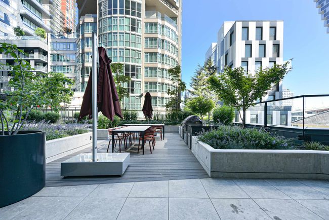 2102 - 889 Pacific Street, Condo with 2 bedrooms, 2 bathrooms and 1 parking in Vancouver BC | Image 19