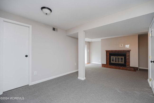 47 Knoll Ct, Condo with 2 bedrooms, 2 bathrooms and null parking in Matawan NJ | Image 15