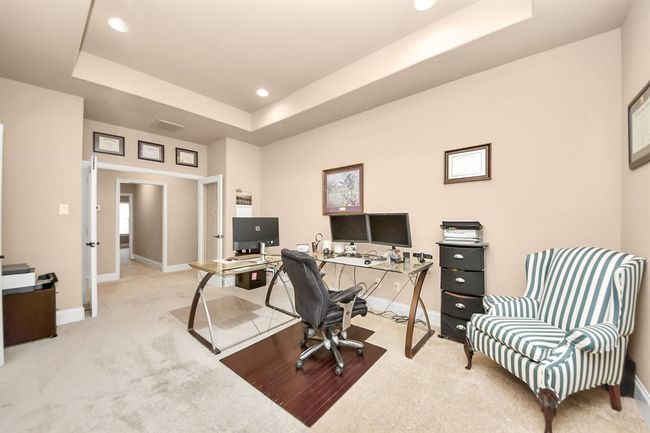 Across the hall, walk into your private office. | Image 24