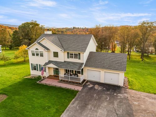 55 Beach Road, Beekman, NY, 12570 | Card Image