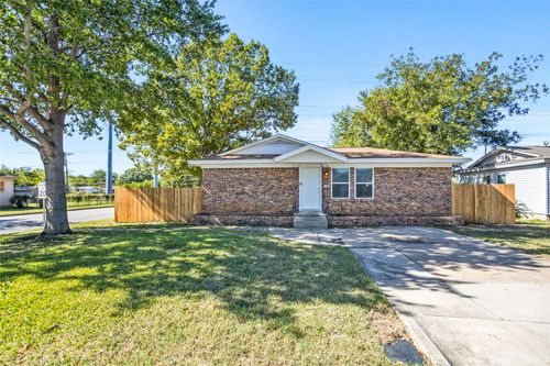 2913 Gumwood Park, Richland Hills, TX, 76118-6446 | Card Image